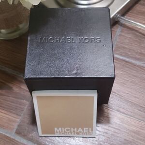 Michael Kors Watch Box